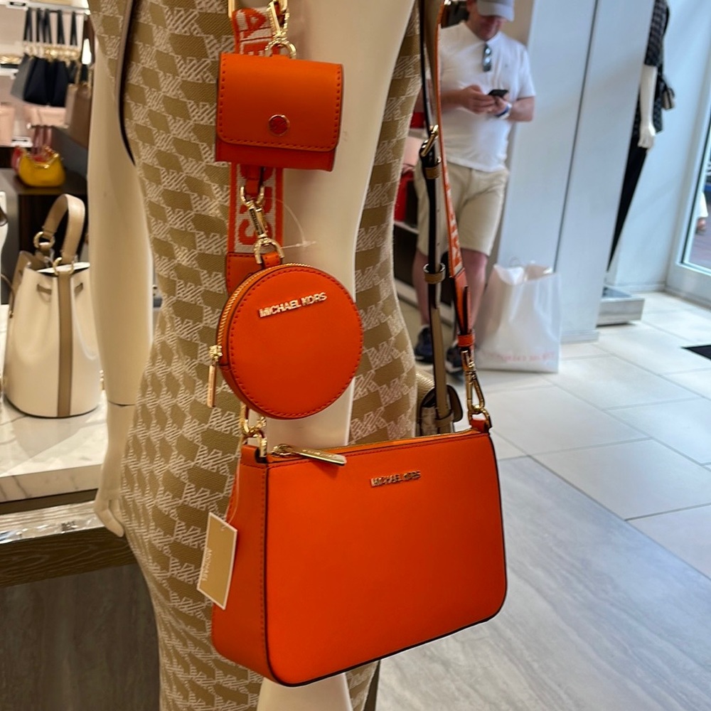 MICHAEL KORS JET SET TRAVEL SMALL SHOULDER CROSSBODY BAG WITH TECH ATTCH AIRPOD - Picture 8 of 16